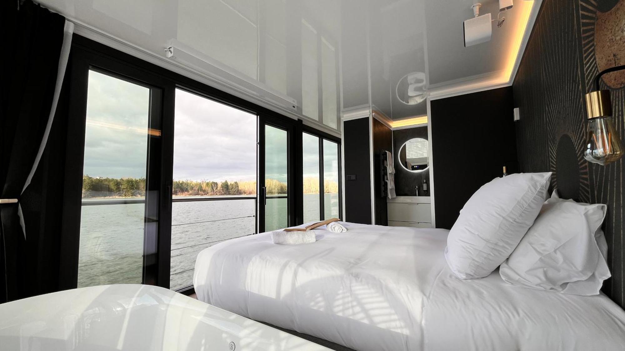 L'Escale Royale Saint-Martin-La-Garenne Port Ilon - Seine - Giverny Eksteriør billede