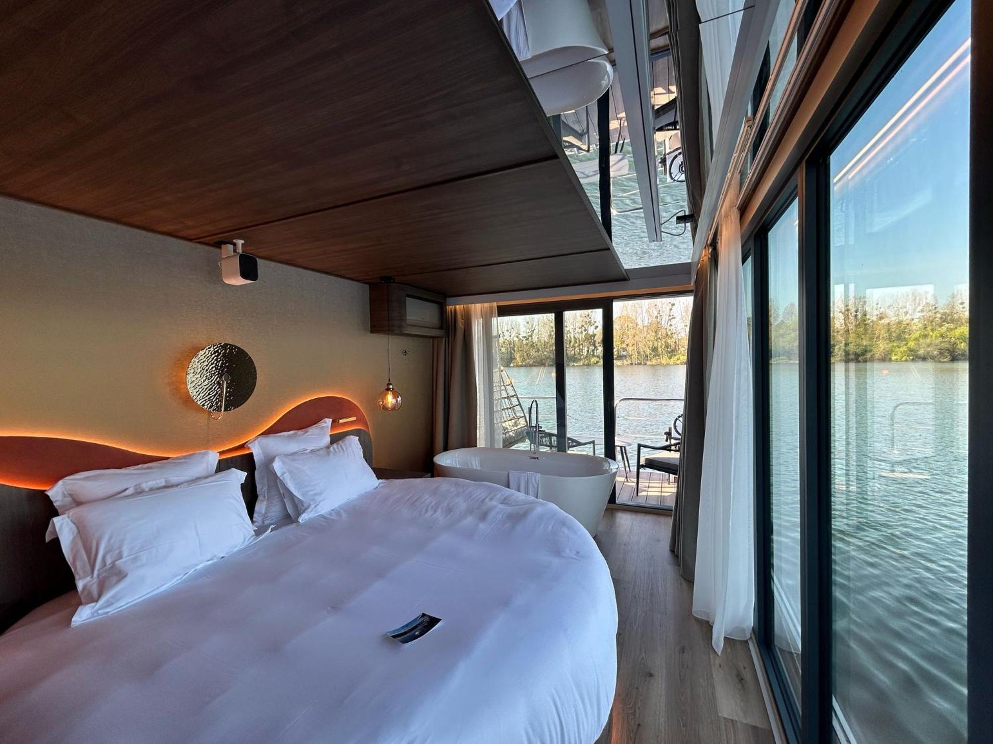 L'Escale Royale Saint-Martin-La-Garenne Port Ilon - Seine - Giverny Eksteriør billede